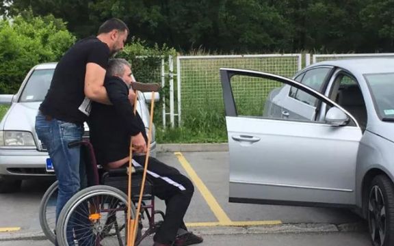 Miki Đuričić izašao iz bolnice pa doživeo još jednu saobraćajnu nezgodu!