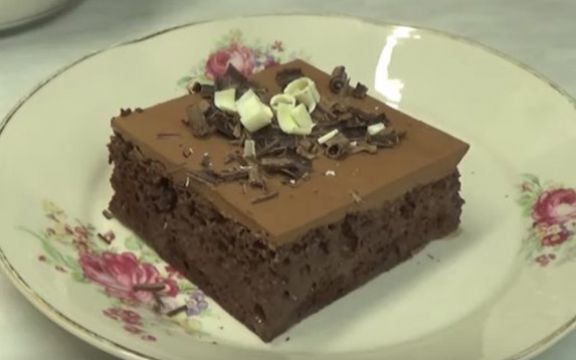 Recept za čokoladno Tri leće! Ljubitelji čokolade ga obožavaju! (VIDEO)