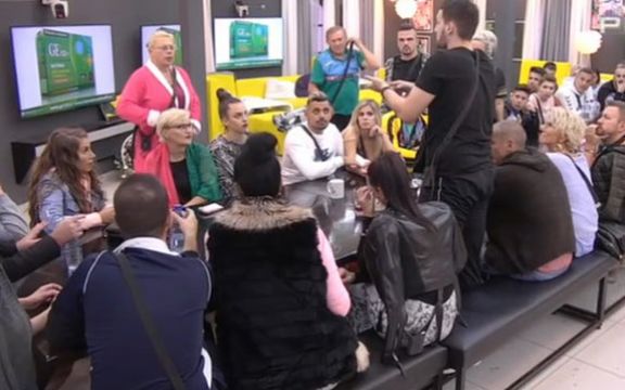 Miljana Kulić u kritičnom stanju nakon što je prokrvarila?! (VIDEO)