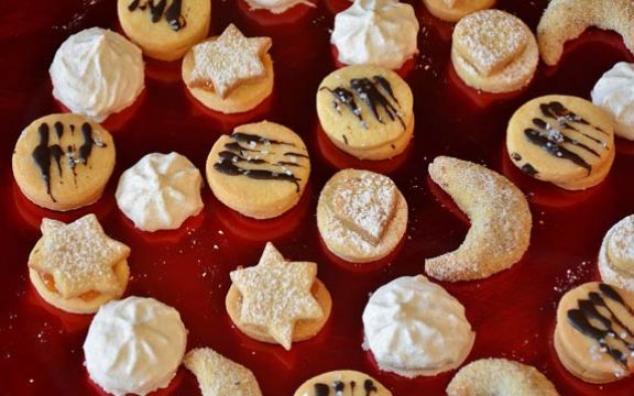 Grčke vanilice sa lešnicima ili orasima! Osvajaju svojim ukusom!