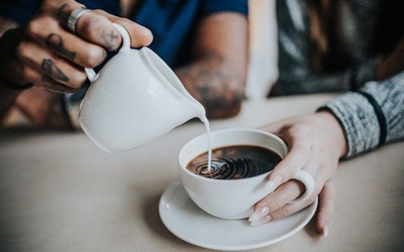 Opasno po zdravlje: Kafa i mleko, veoma loša kombinacija! 