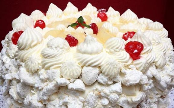 Torta Tropikana! Osvežavajuća voćna poslastica! (RECEPT)