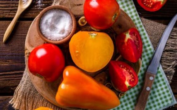 Paterizovani paradajz! Bez konzervansa, ljuštenja i ceđenja! (RECEPT)