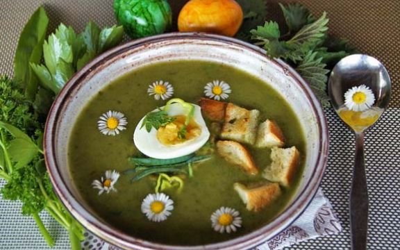 Detoks i bolje varenje: Recept za supu koja čisti creva! 