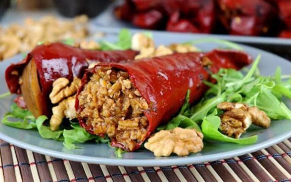 Recept iz Hilandara: Neodoljivo ukusne posne punjene paprike!