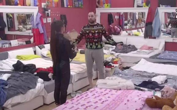 Zvezdan Slavnić i Anđela Đuričić ušli u sukob zbog dodira! (VIDEO)