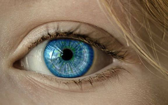 Vežba za oči koja poboljšava vid! Potrebno je samo tri minuta!