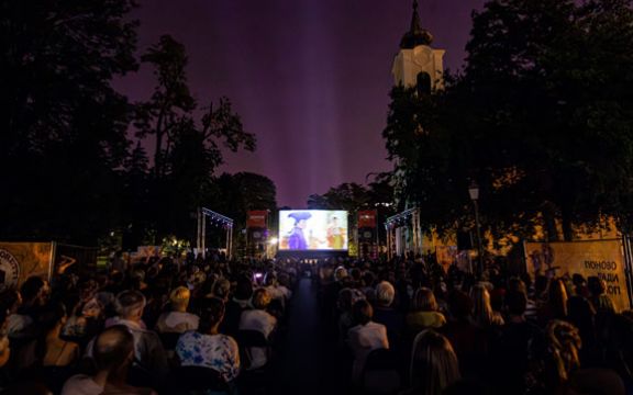Otvoren Zemun Fest! Koncerti i filmovi u srcu jednog od najlepših delova Beograda!
