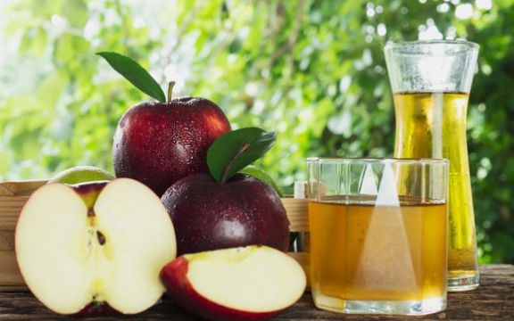 Mnoge tegobe rešava jabukovo sirće ali samo ako se uzima pravilno! (RECEPT)
