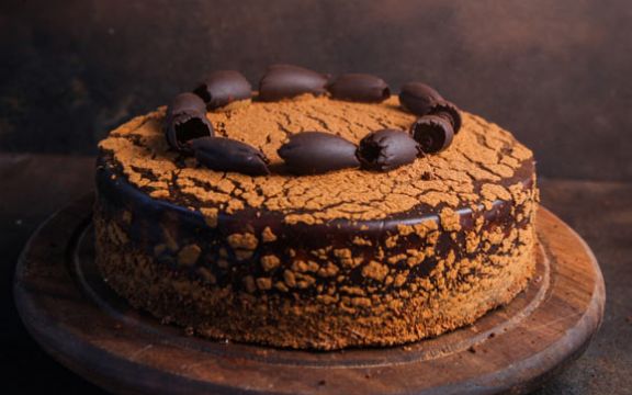 Čokoladna torta bez brašna, gotova za sat vremena! (RECEPT)