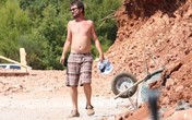 Bane Trifunović ima fobiju od morske vode? (Foto)