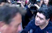 Maradona ošamario novinara zbog svoje verenice! (Video)