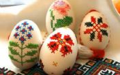 Običaji za Uskrs: Žašto treba ljusku ofarbanih jaja dobro izmrviti! (VIDEO)