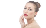 Dubinsko čišćenje lica možete i same da uradite: Za par minuta koža će vam biti mekanija kao nikad pre