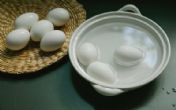 Farbanje jaja: Kako da sprečite pucanje jaja prilikom kuvanja!
