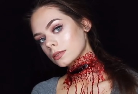 NOĆ VEŠTICA: Šminkom do maske koja ledi krv u žilama! VIDEO 