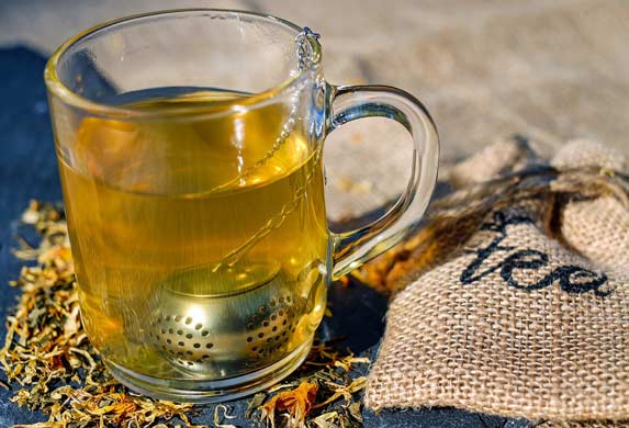 Bolne menstruacije i hormonski disbalans! Ovaj čaj pomaže ali i povećava ..