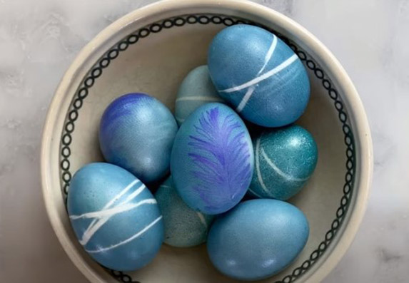 Farbanje jaja: Tirkiznu boju je najteže dobiti, evo rešenja!