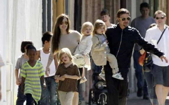 Šta Brad Pitt krije od svoje dece?!