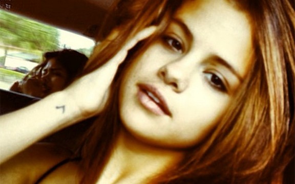 Selena Gomez prozvala Džastina Bibera: Mislila sam da voli samo latino devojke (Foto)