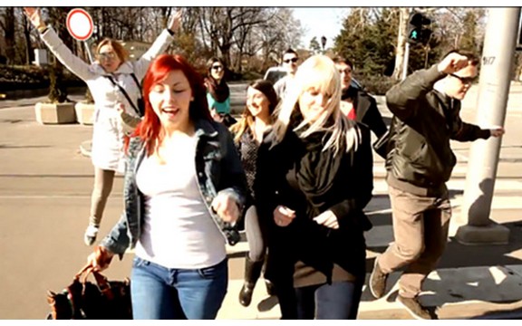 Ovako su Beograđani dočarali pesmu Happy: Zabavite se uz našu verziju spota! (Video)