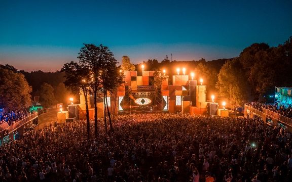 Lovefest 2017 Oborio Rekorde Posećenosti Već Prvu Noć Muzika Region Vesti Svet Plus