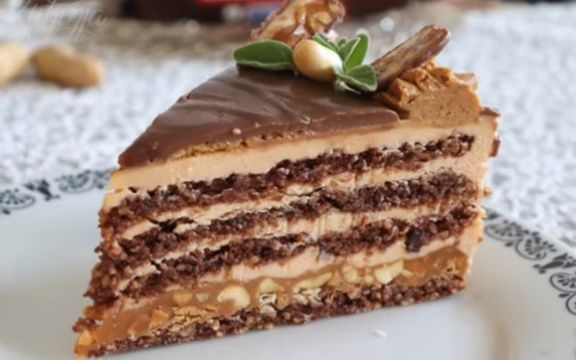 Snikers torta bez glutena! (VIDEO RECEPT)