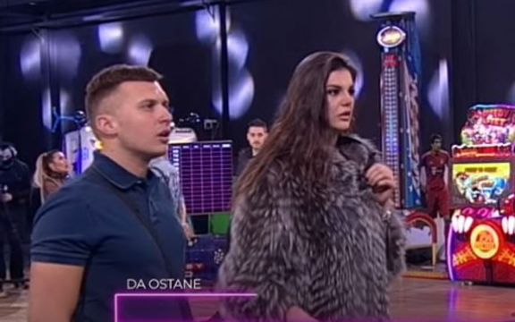 Ana Korać i Jovani Ljubisavljević u klinču zbog Stefana Karića! (VIDEO)