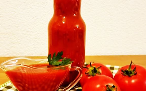 Domaći paradajz sos, najukusnija zimnica! Uvek ćete ga ovako spremati! (RECEPT)