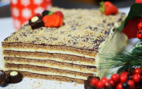 Svečana torta, savršena za vaša slavlja! Kremasta i ukusna! (RECEPT)