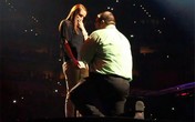 Džastin Timberlejk ispunjava snove: Pomogao obožavatelju da zaprosi devojku na koncertu! (Video)